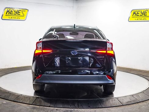 Used 2022 Toyota Prius image 3