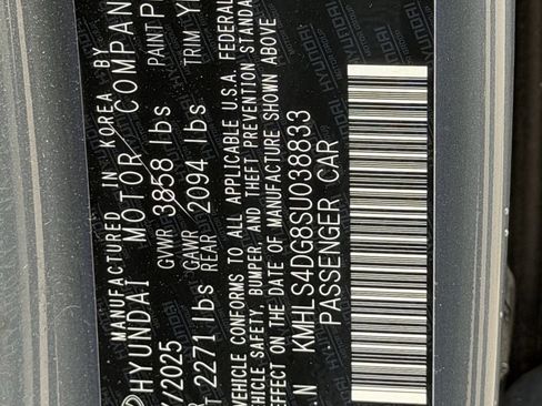 Used 2025 Hyundai Elantra SEL image 31