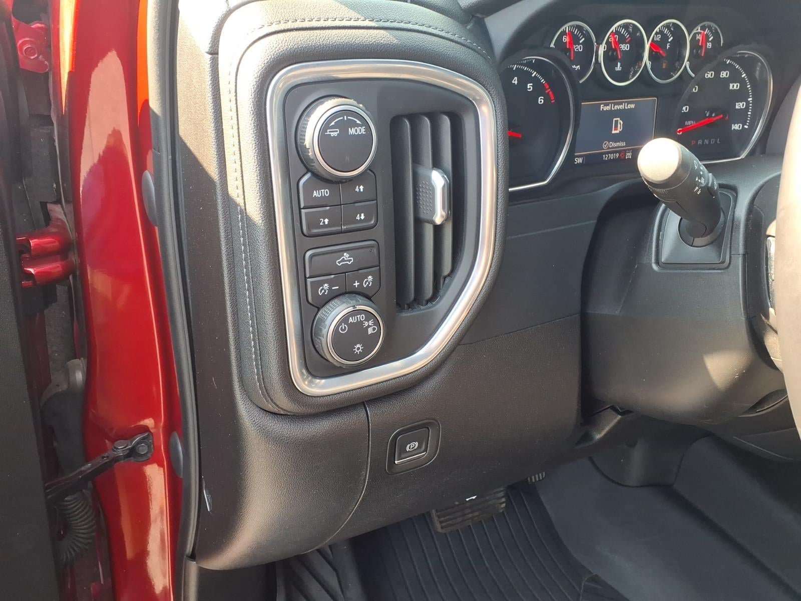 Certified 2021 Chevrolet Silverado 1500 LT AWD/4WD image 22