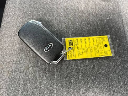 Used 2020 Kia Soul EX FWD image 34