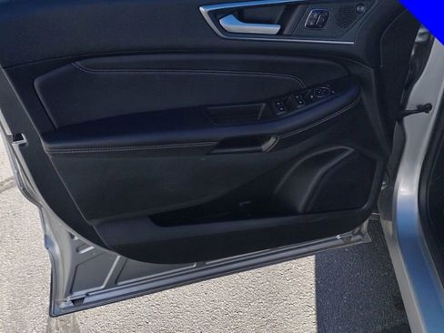 Used 2024 Ford Edge Titanium image 15