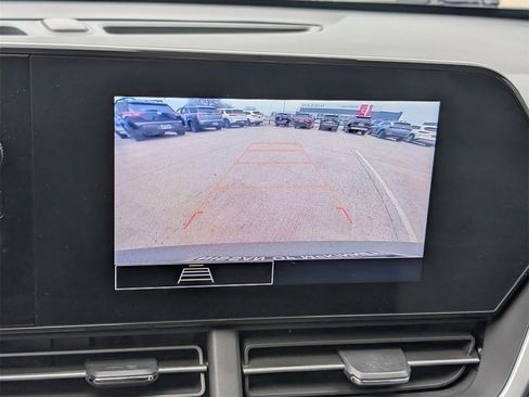 Used 2024 Chevrolet Trax RS image 14