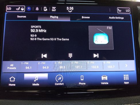 Used 2023 Chrysler Pacifica Touring FWD image 25