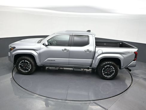 Used 2026 Toyota Tacoma TRD Sport RWD image 17