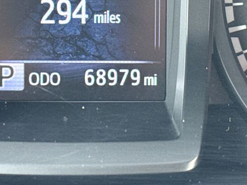 Used 2023 Toyota Tacoma SR w/ SR Convenience Package image 11