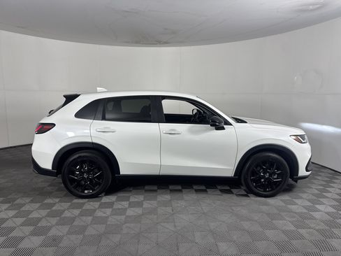 Certified 2024 Honda HR-V Sport image 4