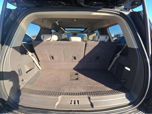 Used 2021 Ford Expedition Limited image 21