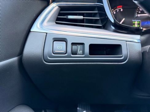 Used 2019 Cadillac XT5 Premium Luxury AWD/4WD image 25