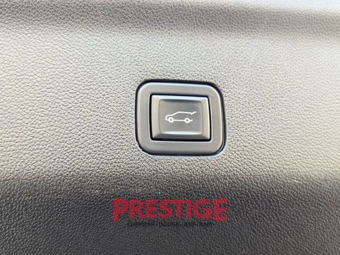 Used 2023 Cadillac Escalade Sport image 14