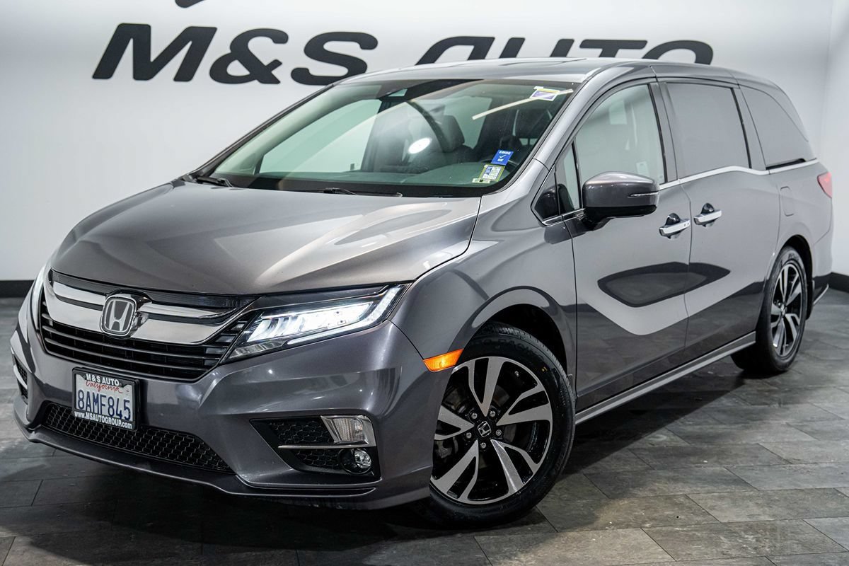 Used 2018 Honda Odyssey Elite image 2