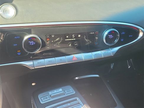 Used 2022 Genesis GV70 3.5T Sport w/ Sport Prestige Package image 34