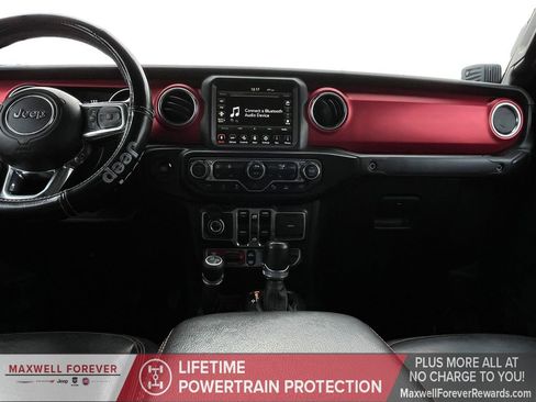 Used 2021 Jeep Gladiator Rubicon image 3