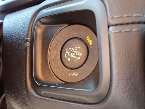 Certified 2024 Jeep Wrangler Unlimited Rubicon image 23