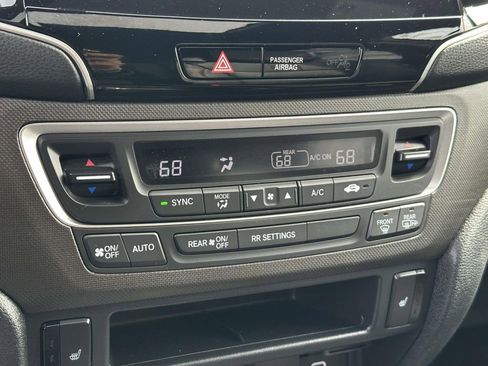 Certified 2023 Honda Passport TrailSport image 28