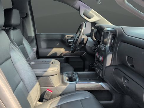 Used 2020 Chevrolet Silverado 1500 LT Trail Boss AWD/4WD image 27