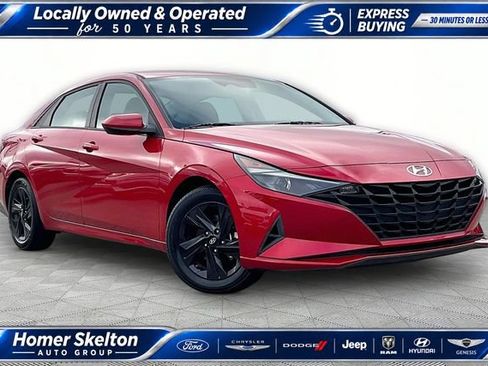 Certified 2021 Hyundai Elantra SEL FWD image 1