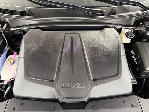Used 2025 Kia EV6 Light w/ Light LR Technology Package image 35