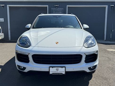 Used 2017 Porsche Cayenne S AWD/4WD image 4