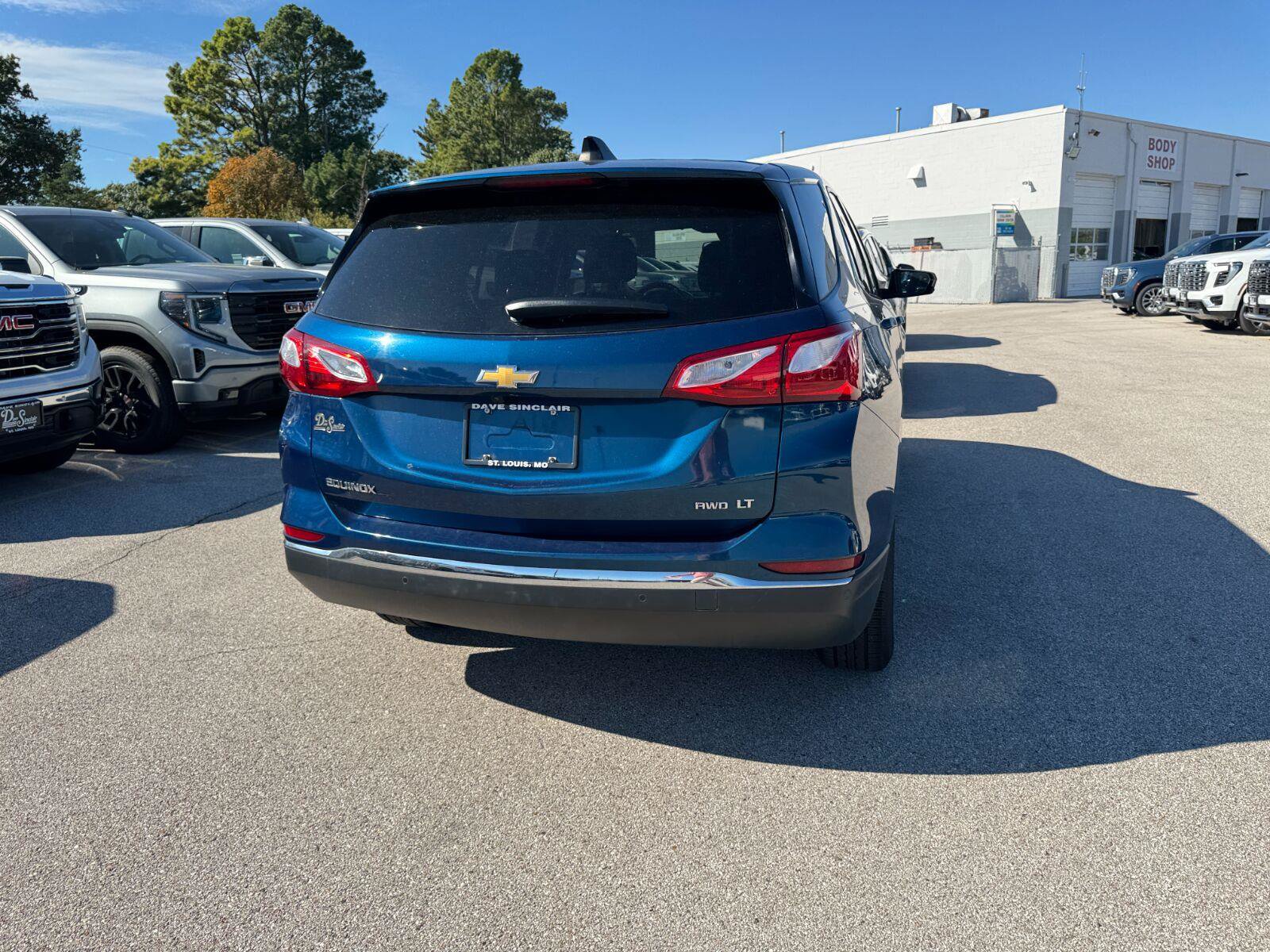 Used 2020 Chevrolet Equinox LT AWD/4WD image 8