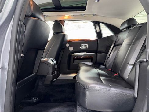 Used 2010 Rolls-Royce Ghost RWD image 50