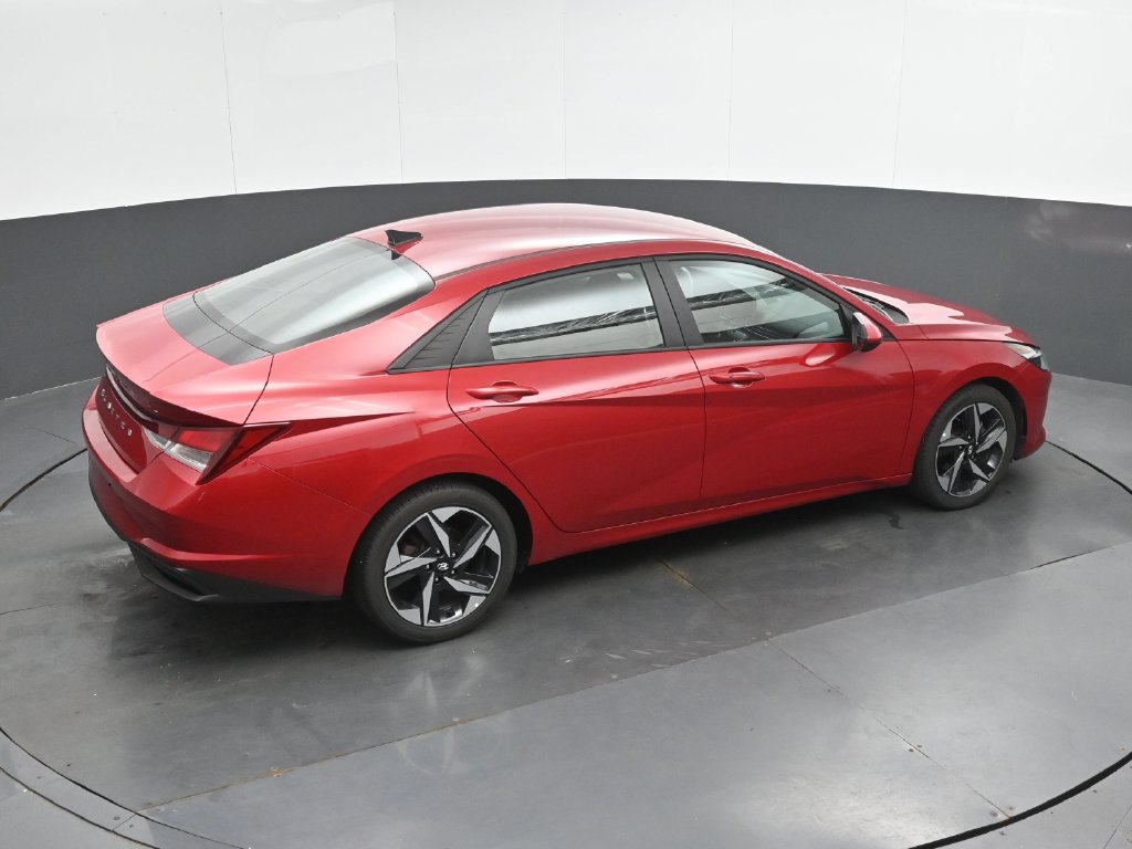 Used 2023 Hyundai Elantra SEL w/ Convenience Package FWD image 24