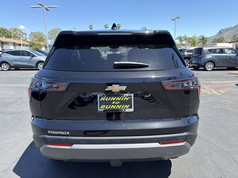 Used 2026 Chevrolet Equinox LT image 7
