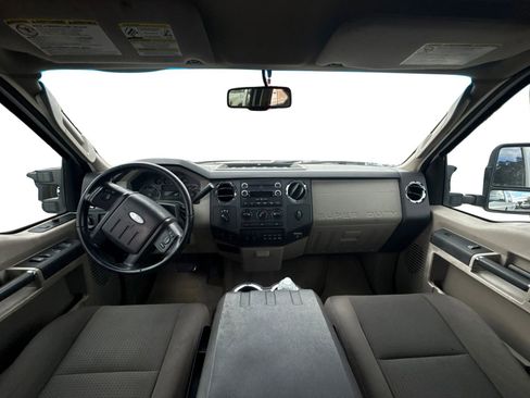 Used 2010 Ford F350 XLT AWD/4WD image 12