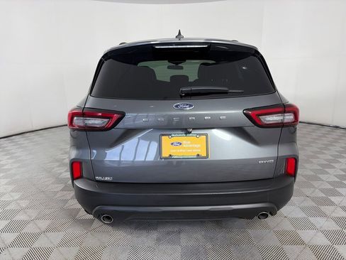 Certified 2025 Ford Escape ST-Line Select AWD/4WD image 6