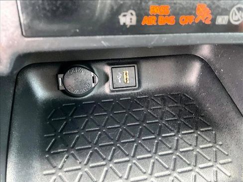 Used 2024 Toyota RAV4 LE FWD image 25