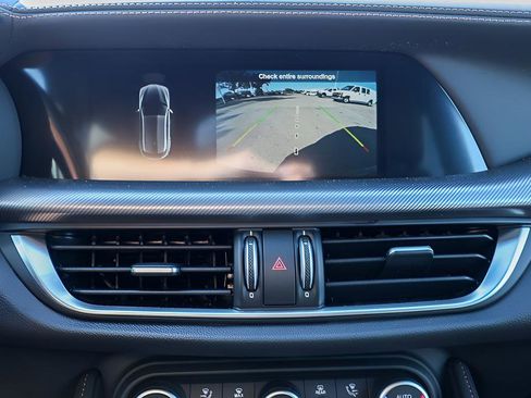 New 2025 Alfa Romeo Stelvio Sprint AWD/4WD image 14