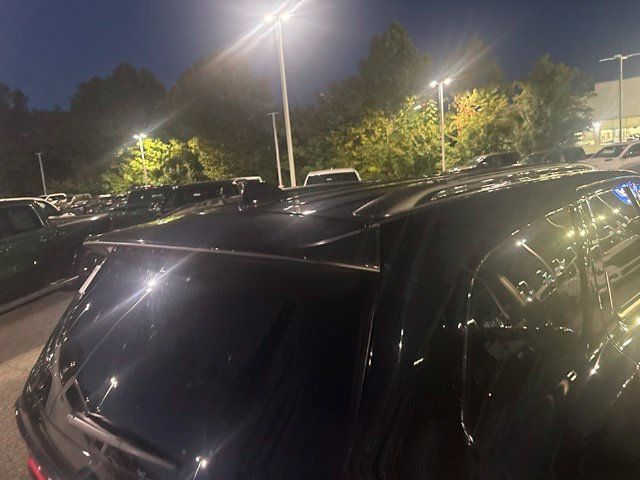 Used 2025 Dodge Durango GT AWD/4WD image 13