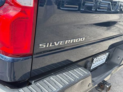 Used 2022 Chevrolet Silverado 1500 RST w/ Safety Package AWD/4WD image 12