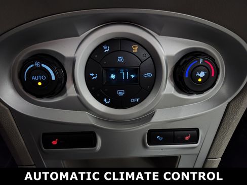 Used 2014 Ford Fiesta SE image 8