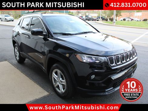 Used 2024 Jeep Compass Latitude w/ Convenience Group AWD/4WD image 5