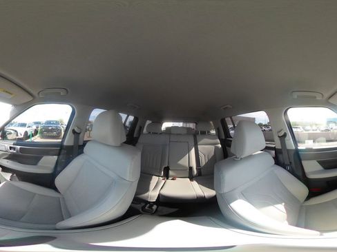 Used 2025 Hyundai Santa Fe SEL image 41