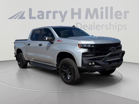Used 2019 Chevrolet Silverado 1500 LT Trail Boss AWD/4WD image 6
