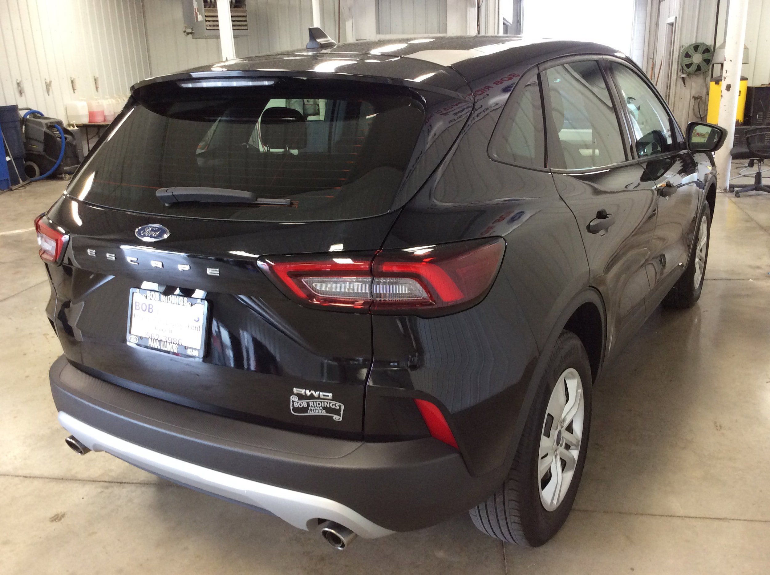 Used 2023 Ford Escape AWD image 6