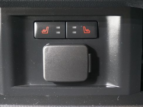 Used 2022 Ford F150 Platinum w/ Equipment Group 701A High AWD/4WD image 15