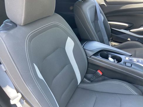 Used 2023 Chevrolet Camaro LT w/ Technology Package RWD image 20