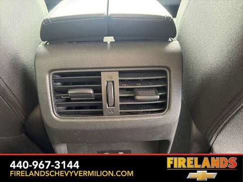 Used 2024 Nissan Rogue SV image 37