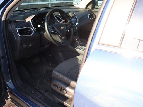 Used 2024 Chevrolet Equinox LT FWD image 11