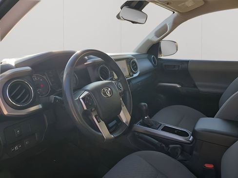 Used 2021 Toyota Tacoma SR5 image 28