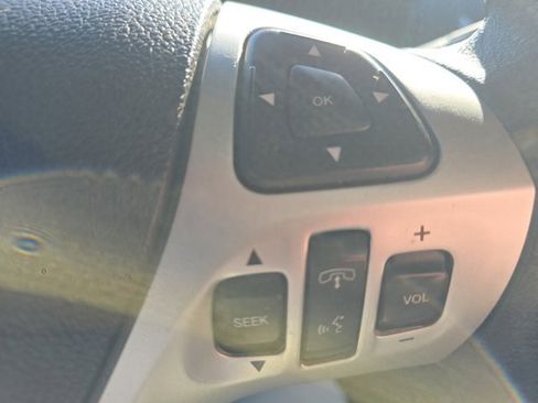 Used 2014 Ford Explorer XLT w/ Equipment Group 202A image 30