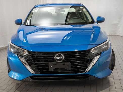 Used 2024 Nissan Sentra SV image 2