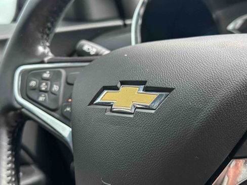 Used 2020 Chevrolet Equinox LT FWD image 29