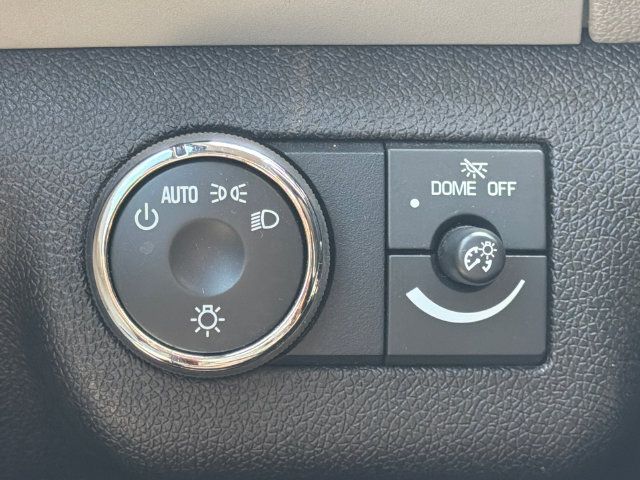 Used 2012 Chevrolet Traverse LTZ FWD image 31