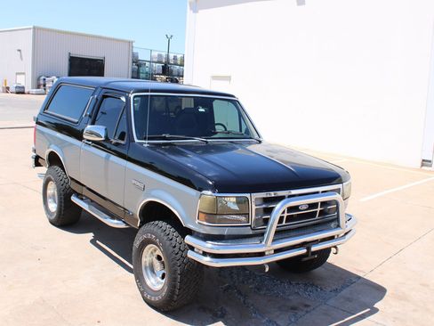Used 1993 Ford Bronco AWD/4WD image 29