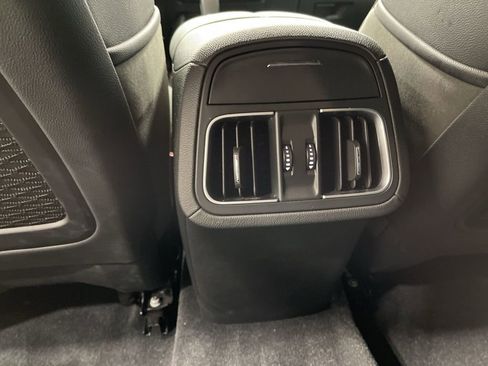 Used 2022 Maserati Levante GT image 25