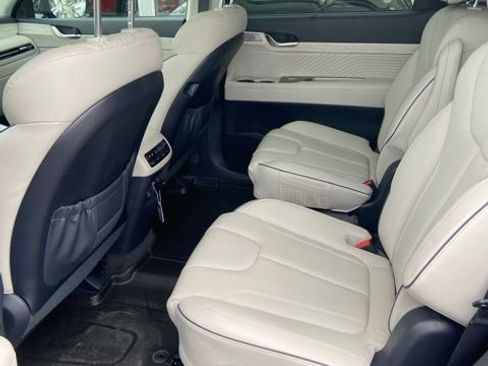 Used 2023 Hyundai Palisade Calligraphy AWD/4WD image 5
