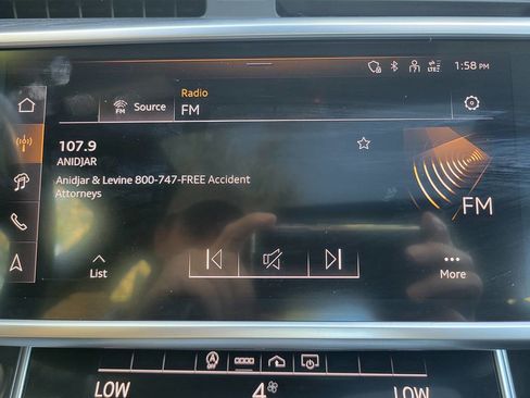 Used 2024 Audi A6 Premium Plus image 25